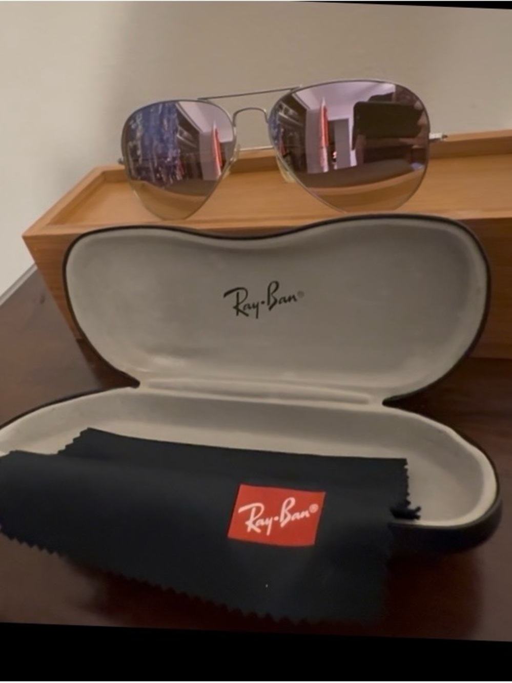 Ray-Ban Aviator RB3025 sunglasses, silver frame lilac lenses, used